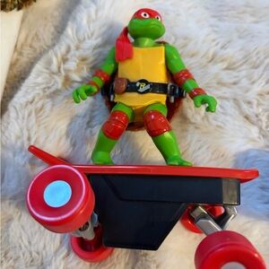 TMNT Figure with Skateboard